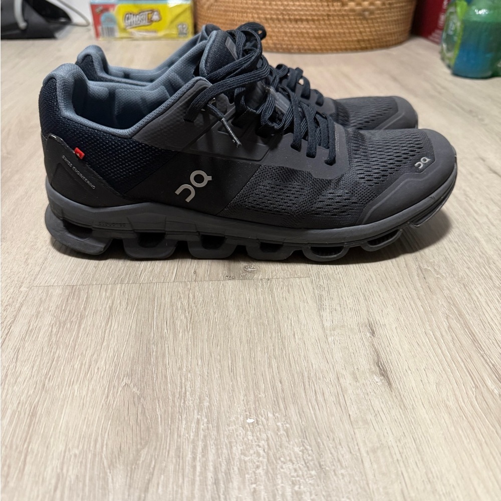 On Running Men's Dark Gray Athletic Shoes